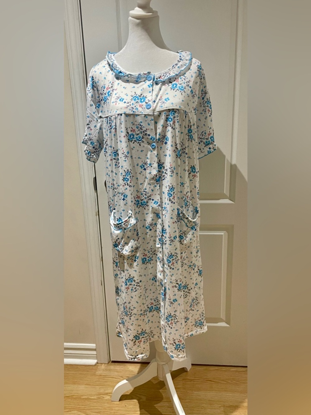 Women’s Floral Snap-Front Duster Housecoat